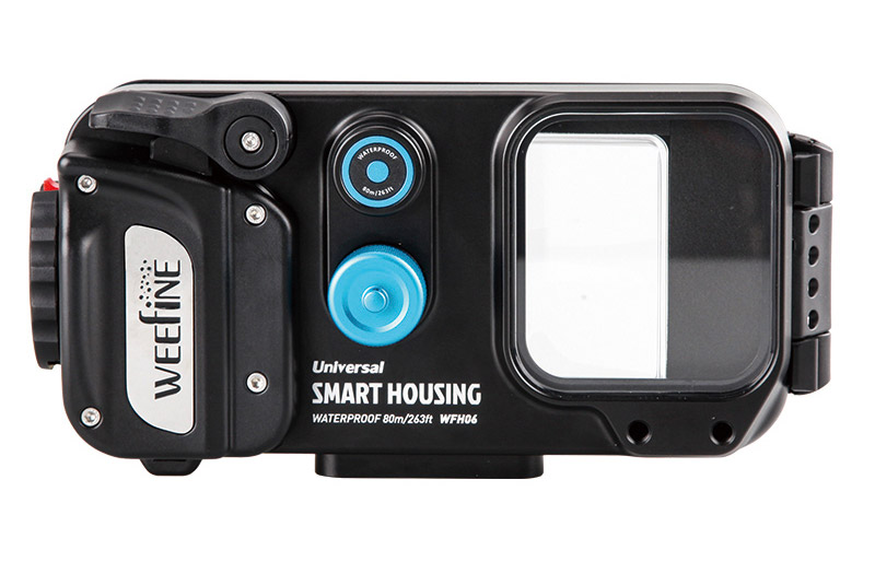 Smartphone housing for underwater photography